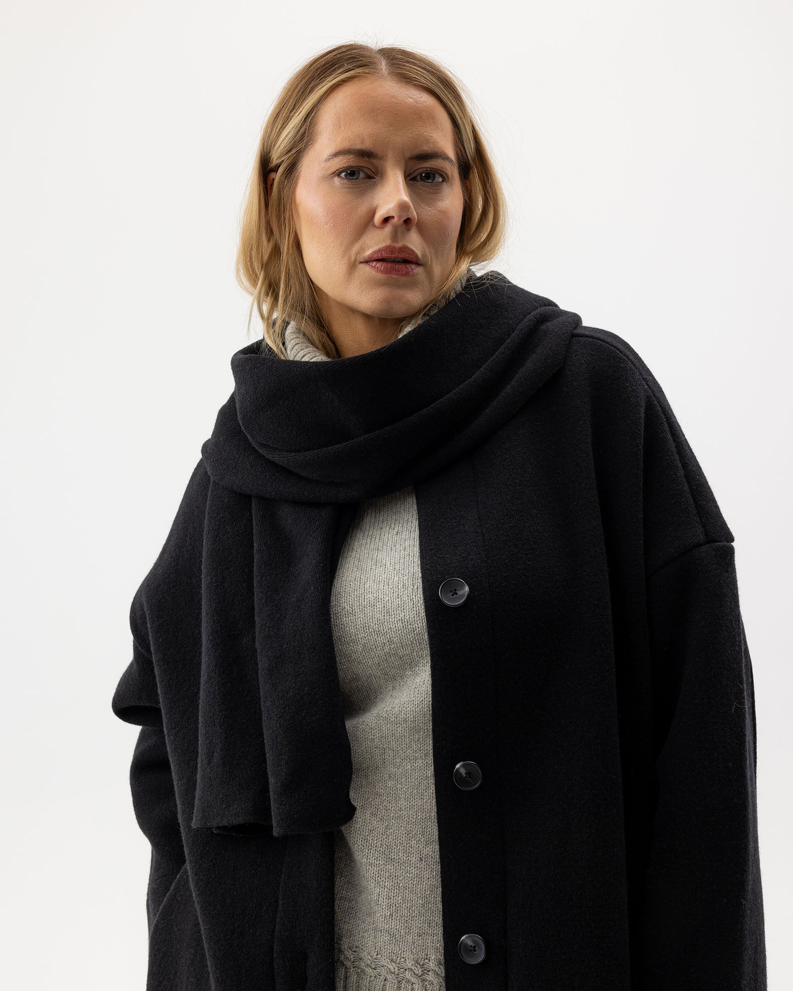 Hallo Scarf- Black