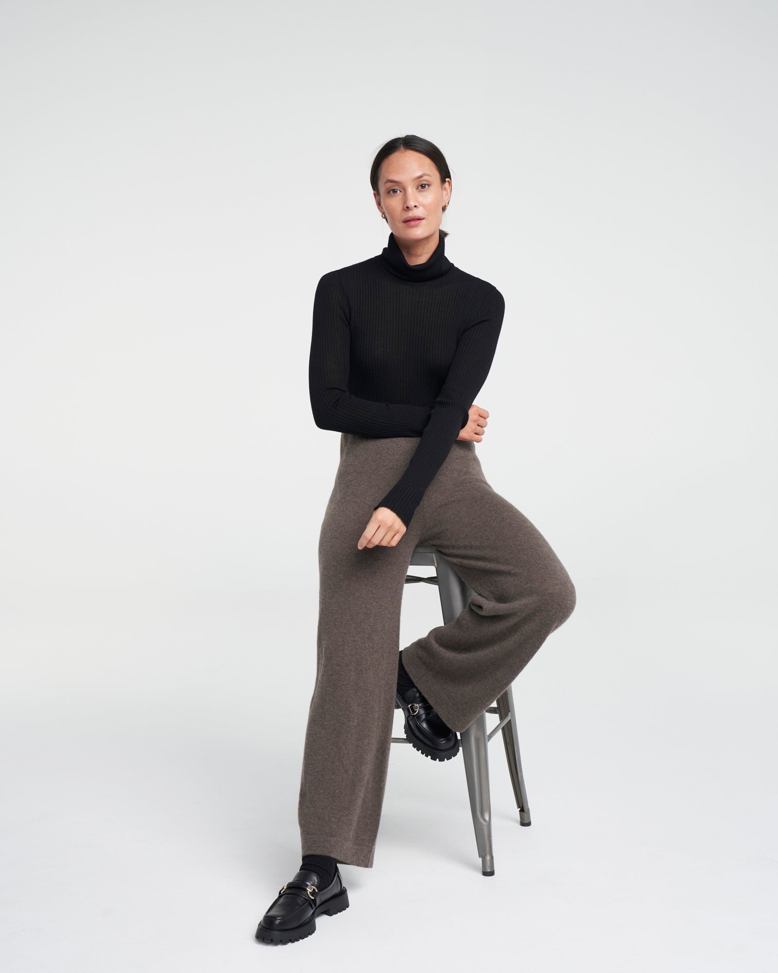Hilda Pant- Dark Taupe – Holebrook USA