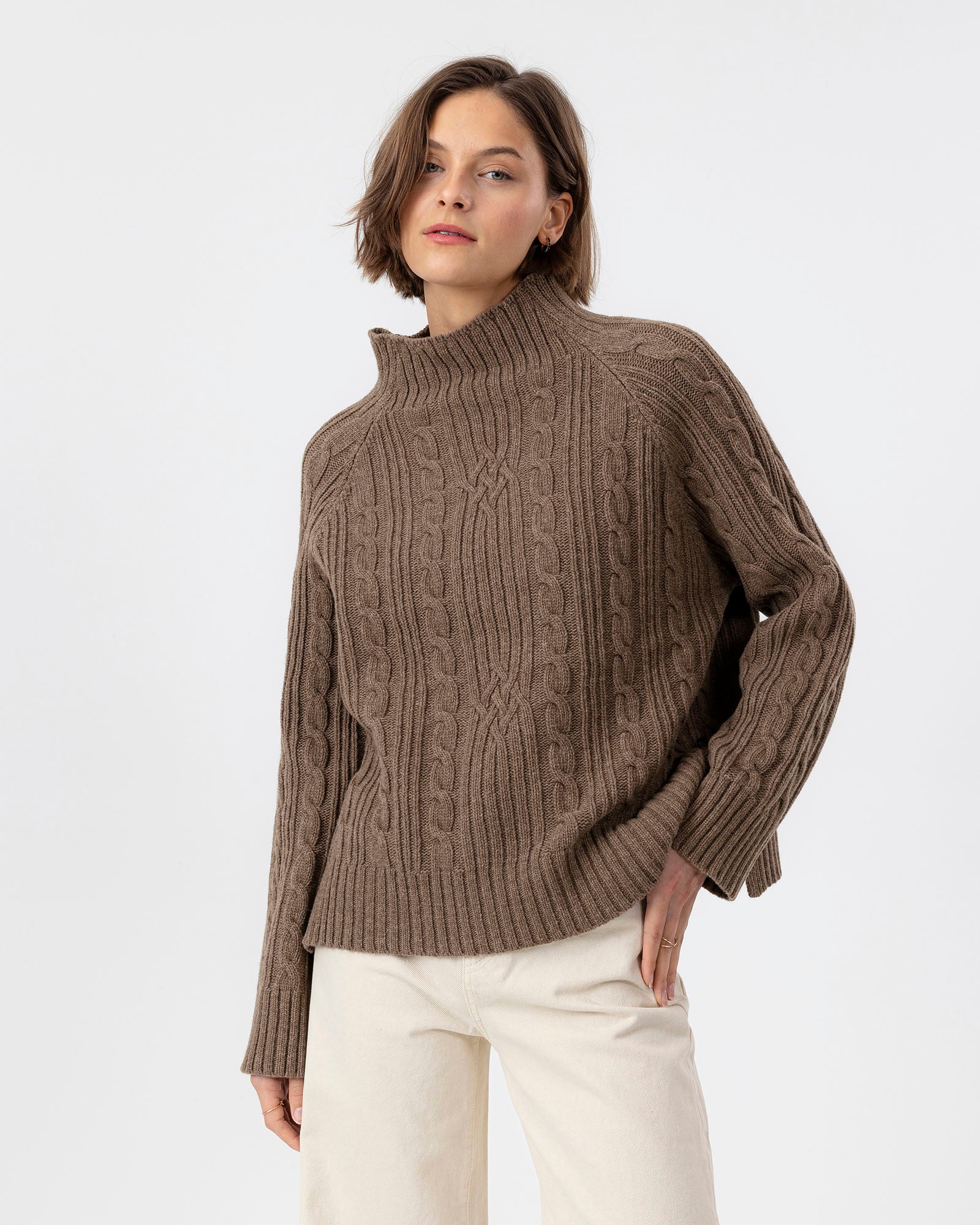 Inger Turtle- Walnut - Main Image