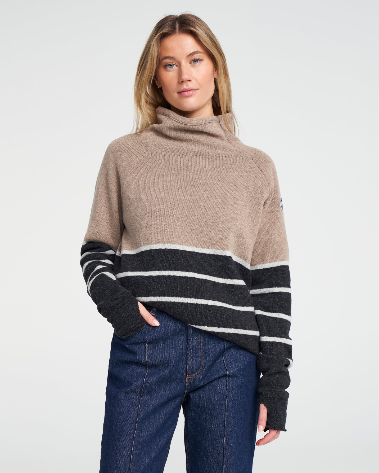 マリン1225 Martina Windproof Sweater -Khaki Stripe – Holebrook USA