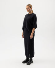 Tindra Crew- Black