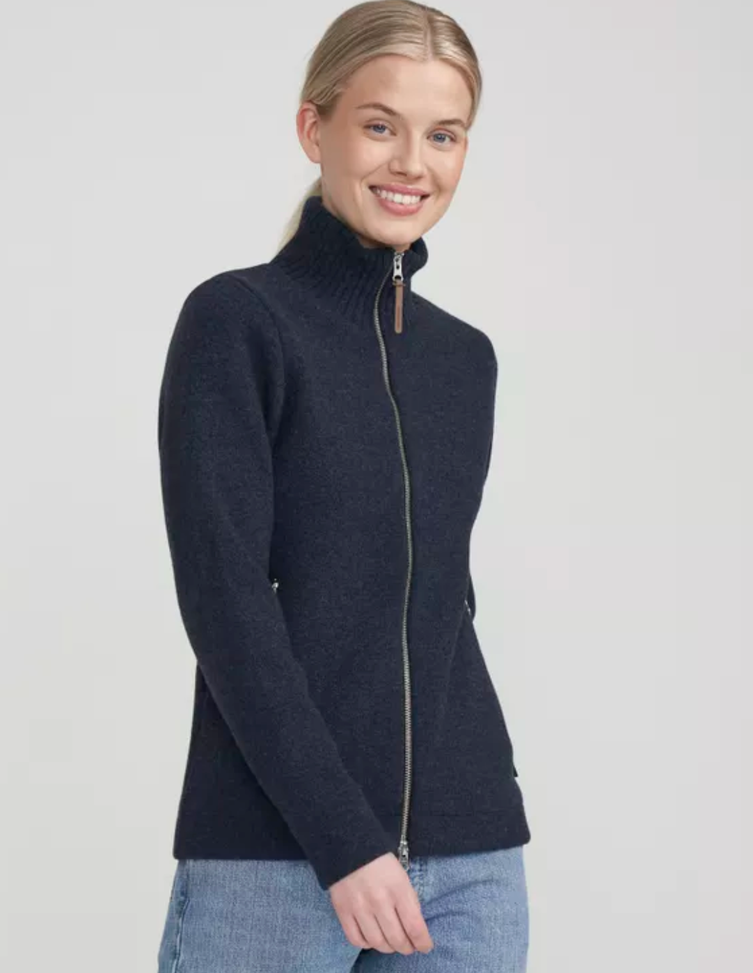 Claire Windproof Sweater-Chambray – Holebrook USA