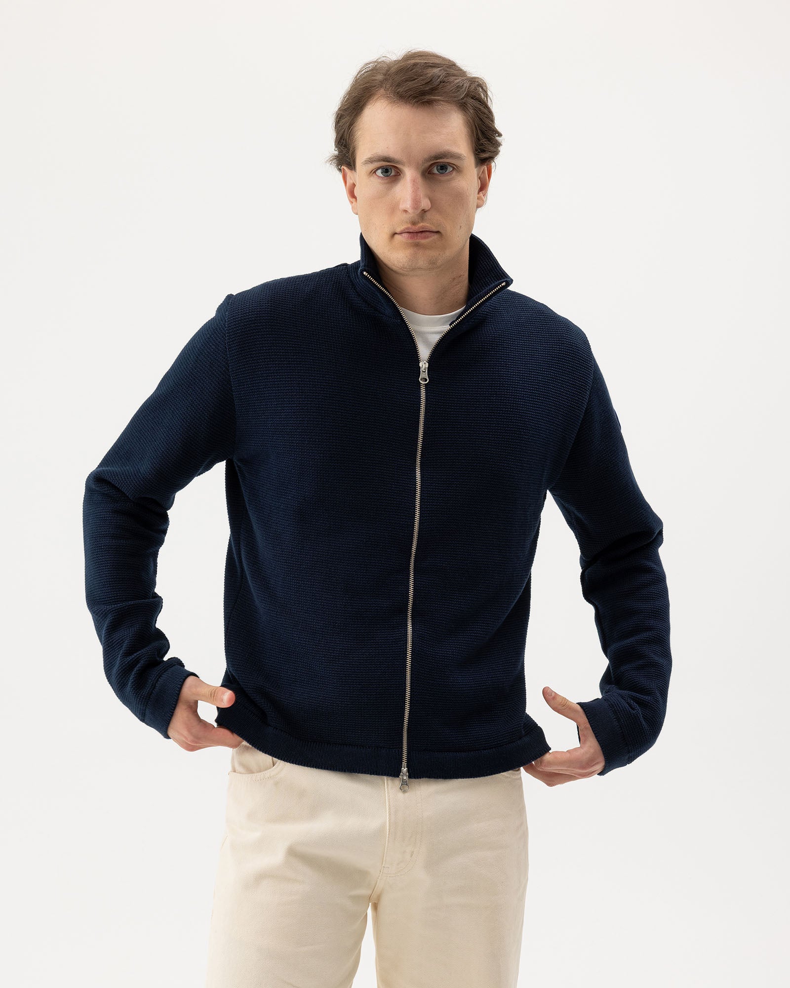 Holebrook_Albrekt-Fullzip-WP_H61406_290_1.jpg