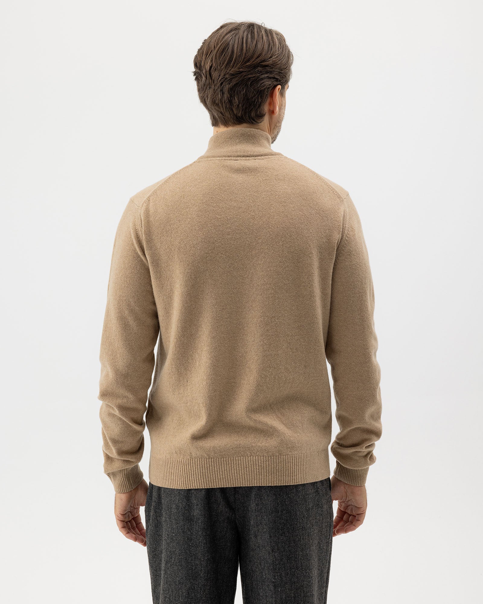 Dennis T-Neck- Khaki