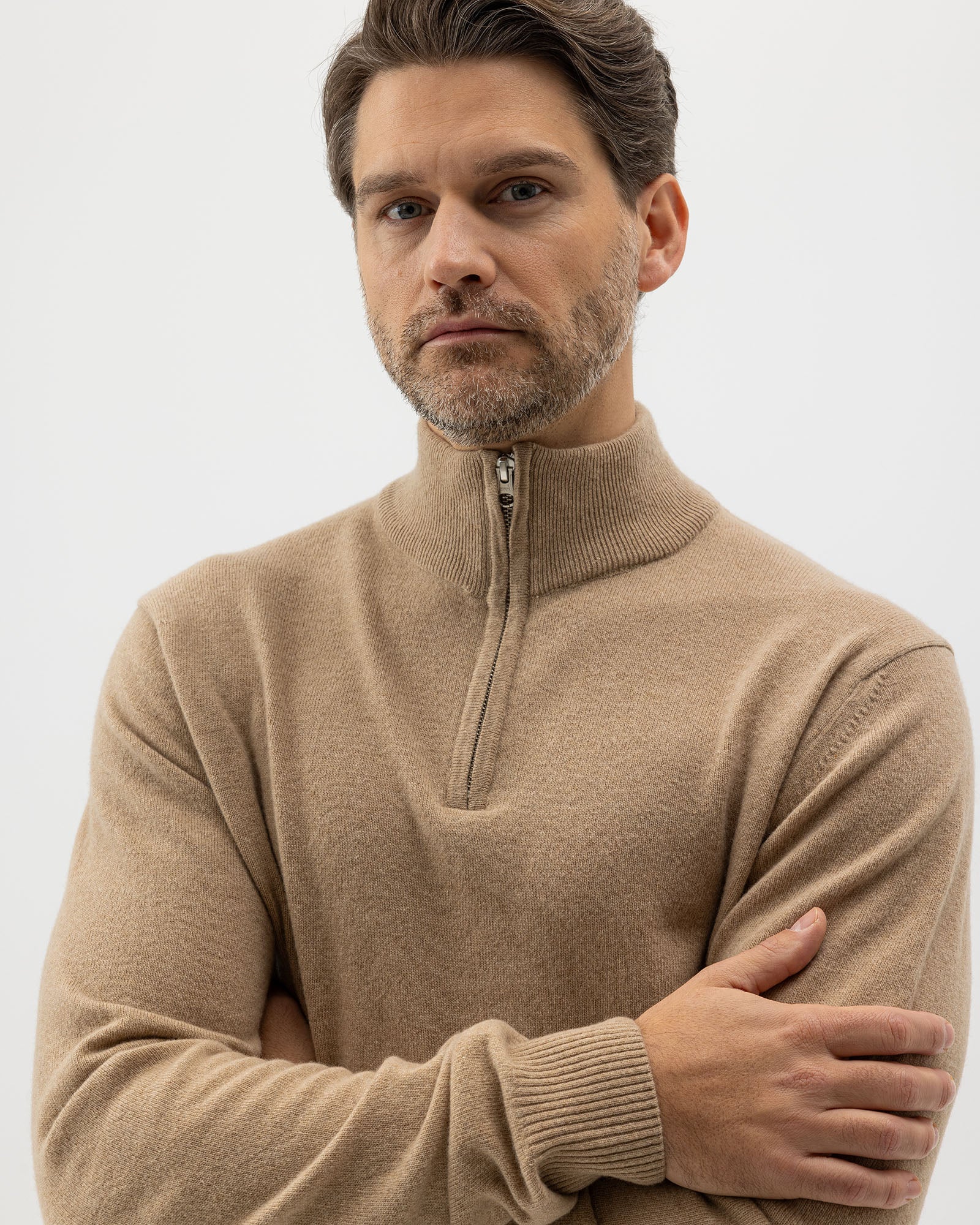 Dennis T-Neck- Khaki