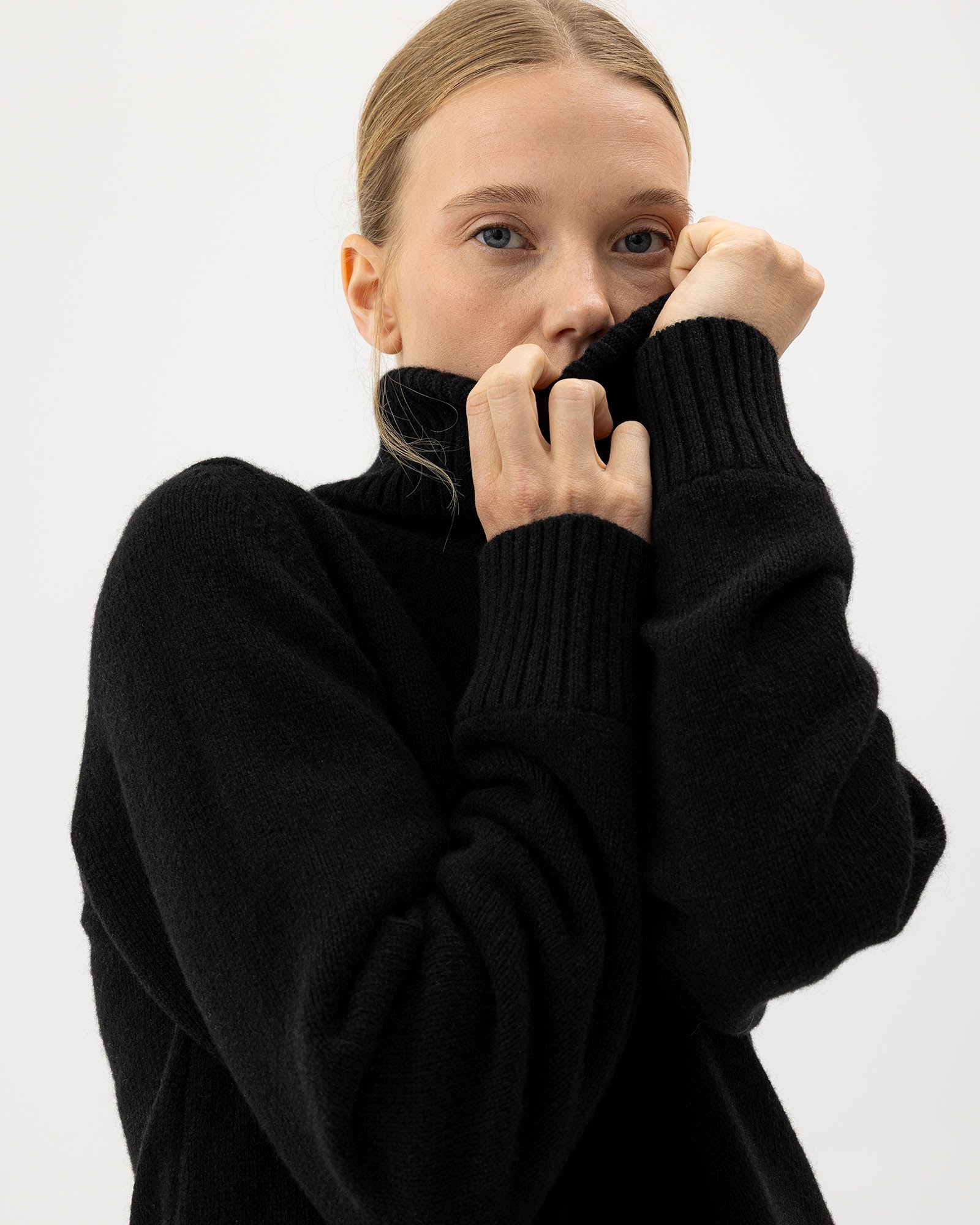 Ellie Windproof Turtleneck