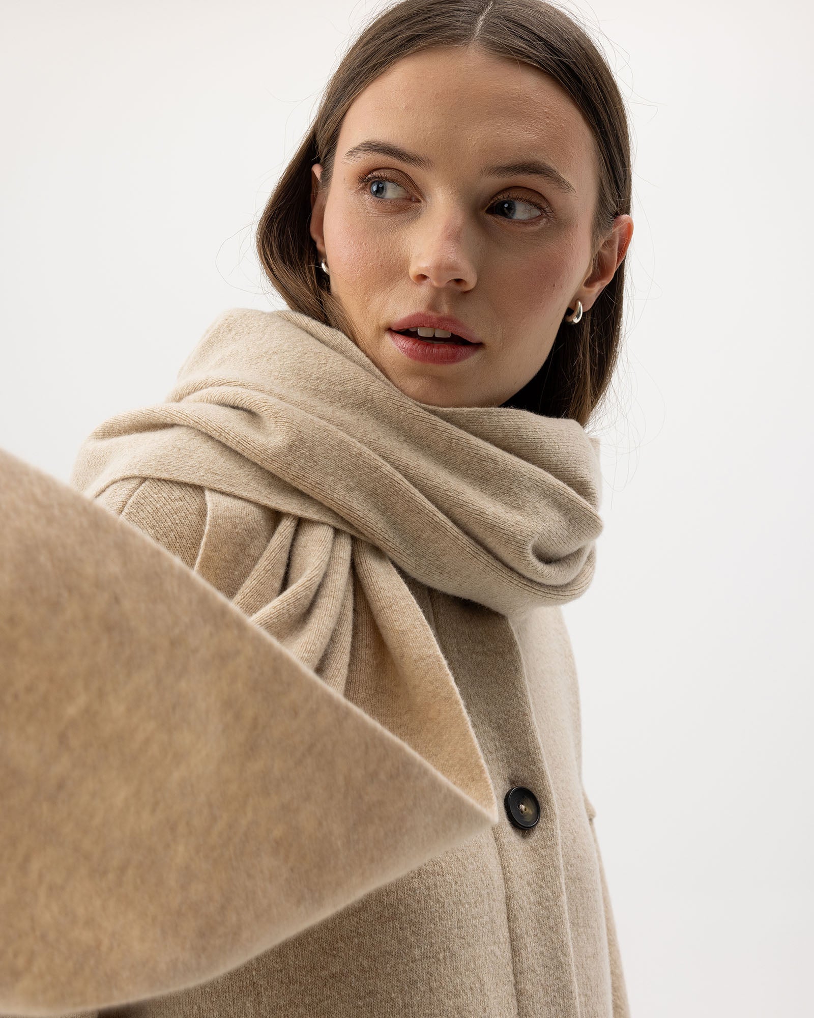 Holebrook_Hallo-Scarf_A54703_710_1.jpg