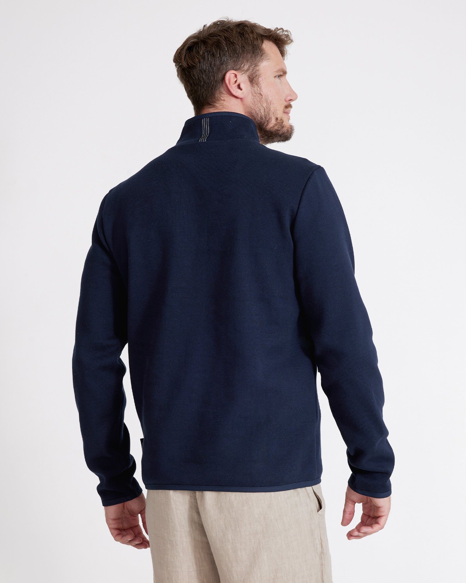 Holebrook_Jonte-T-Neck-WP_H41406_290_2.jpg