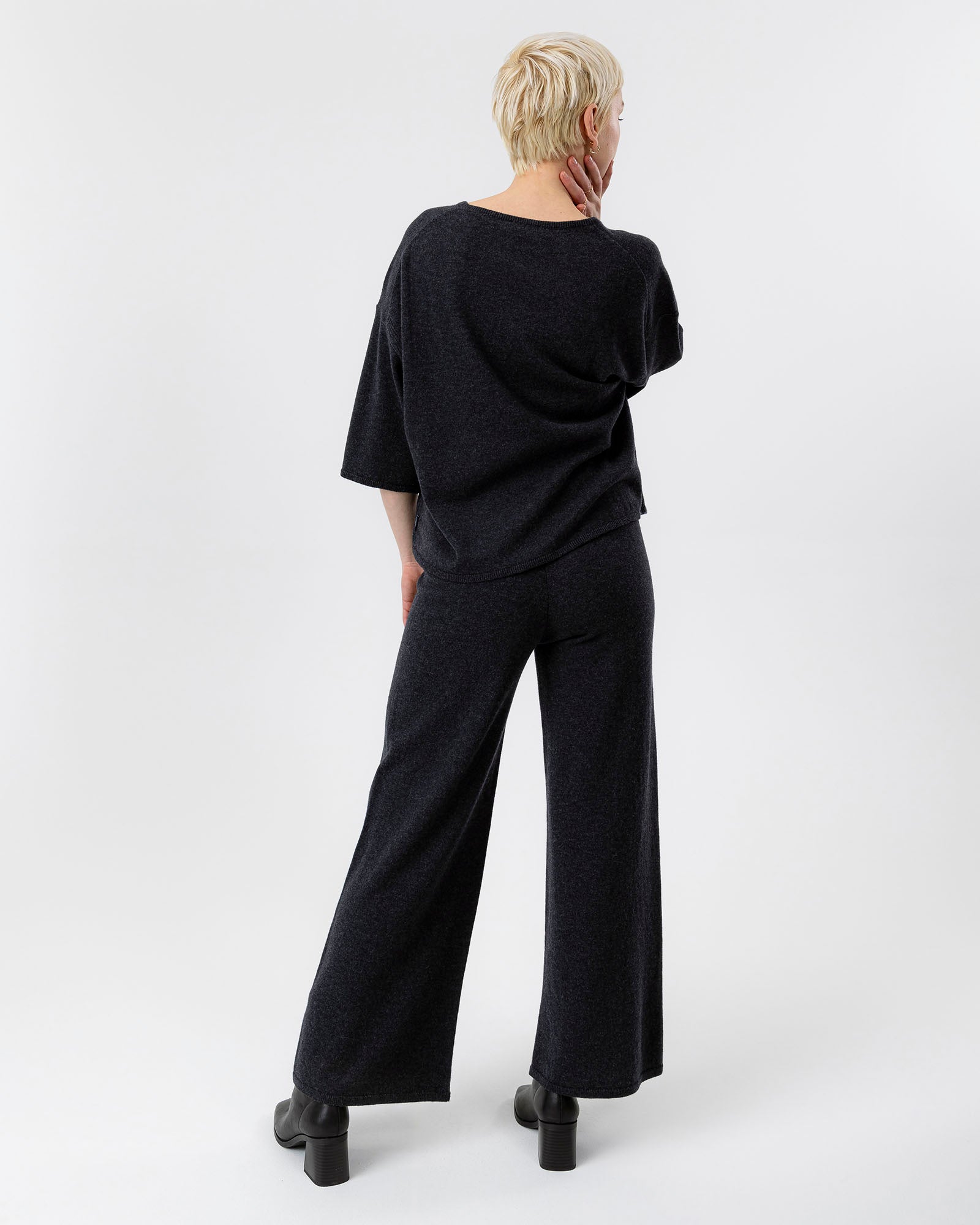 Kristina Pant- Black Mel