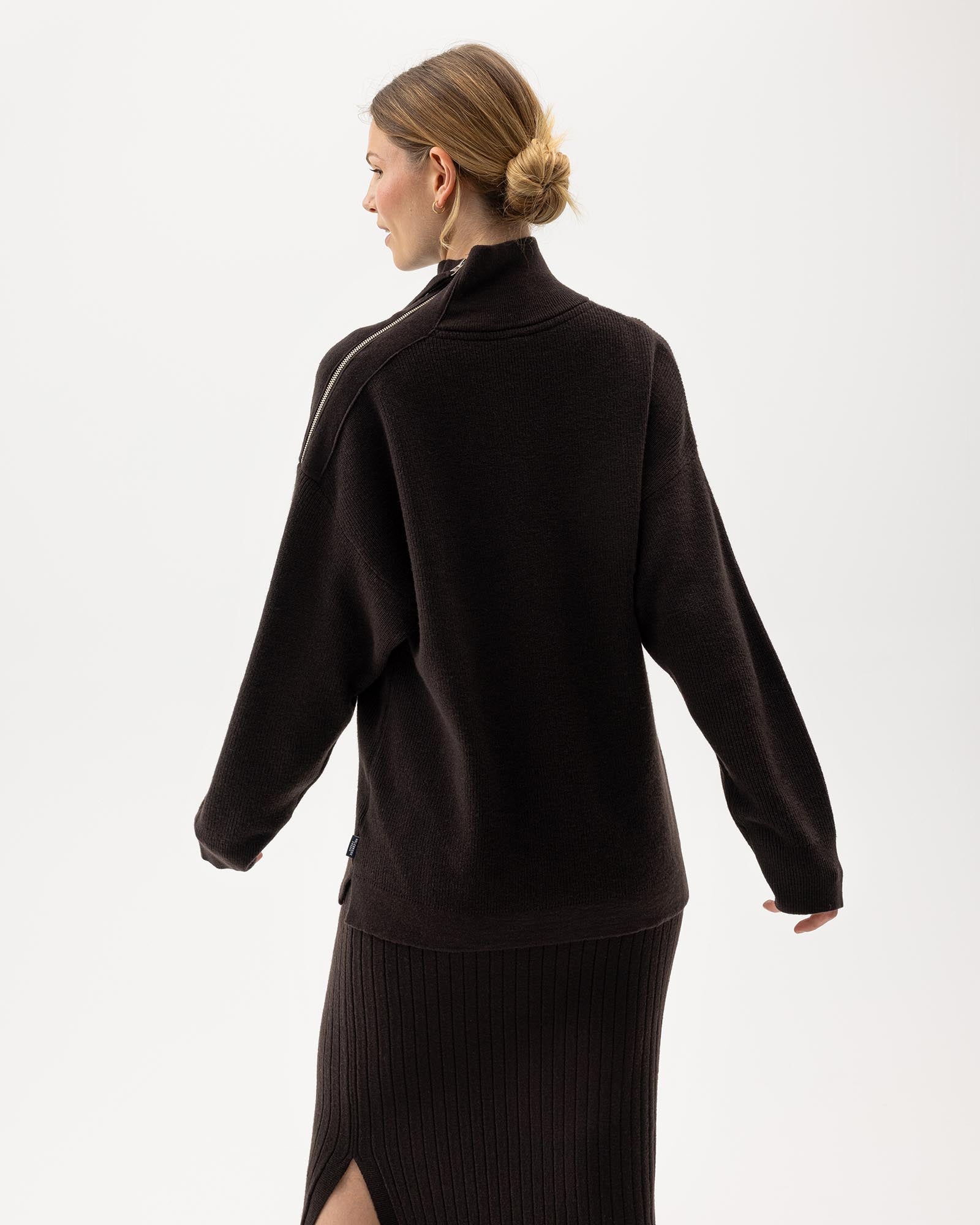 Holebrook_Kristina-Zip-Sweater_A42404_799_2.jpg
