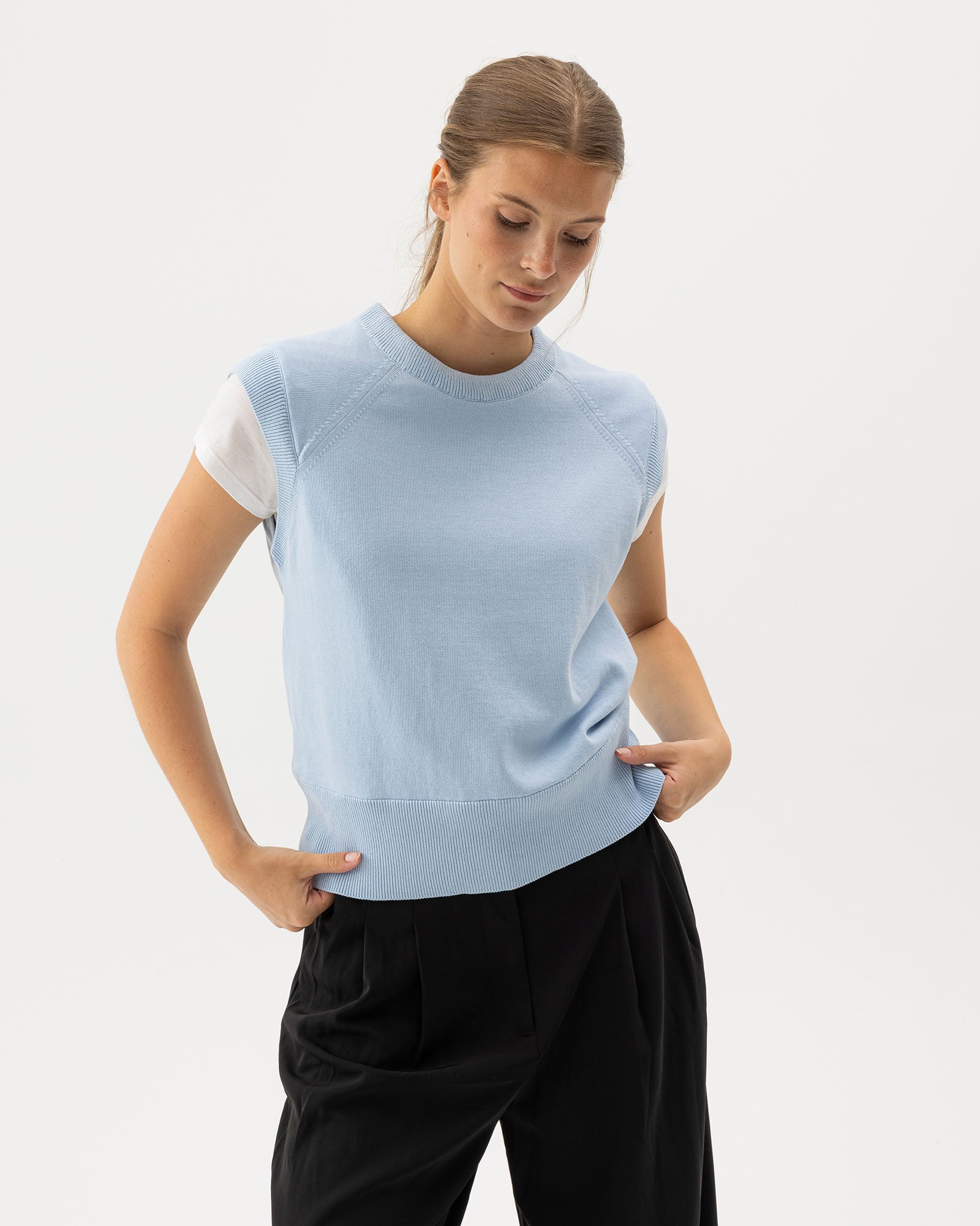 Laura Windproof Vest