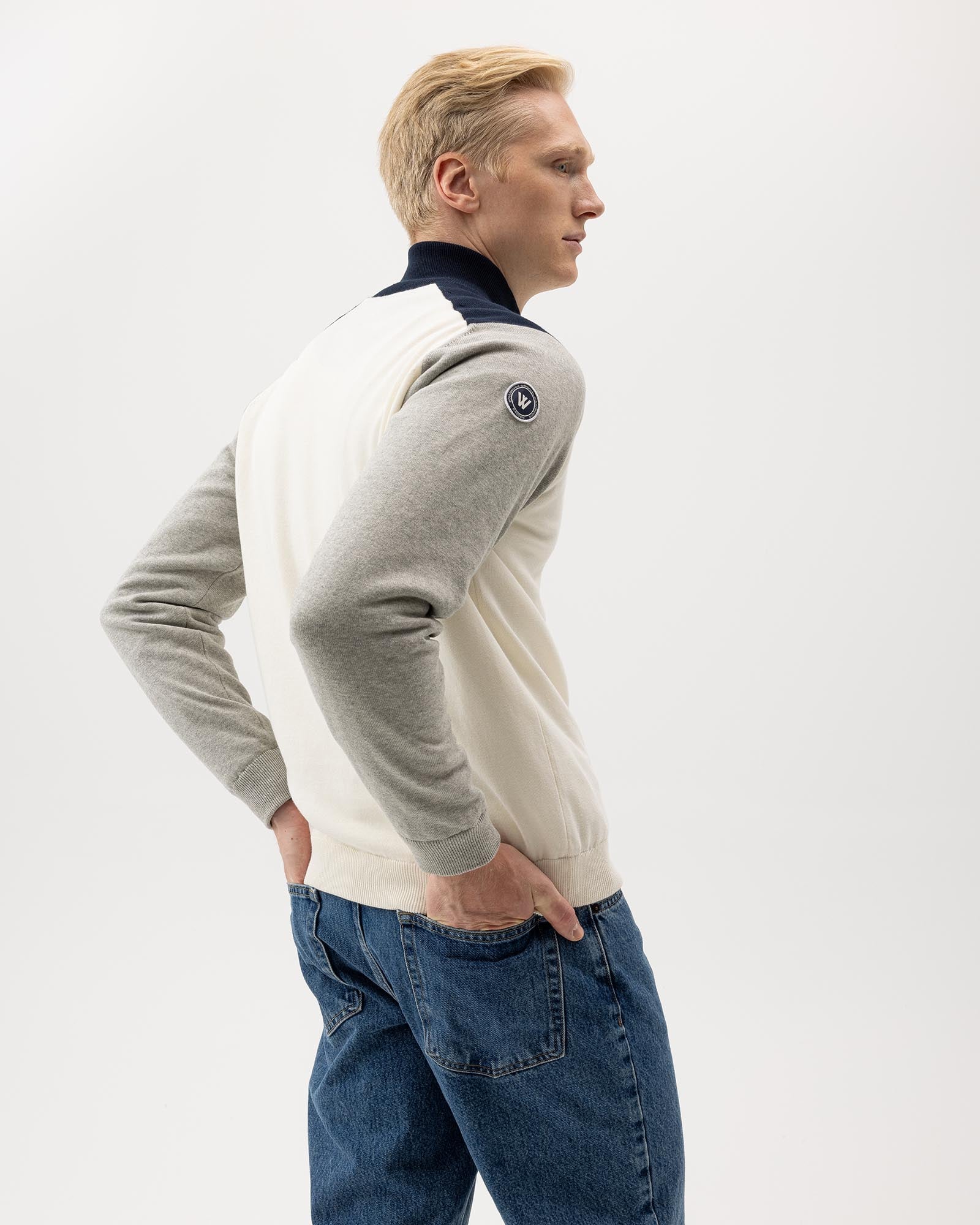 Holebrook_Ludvig-T-neck-WP_H51401_103_2.jpg