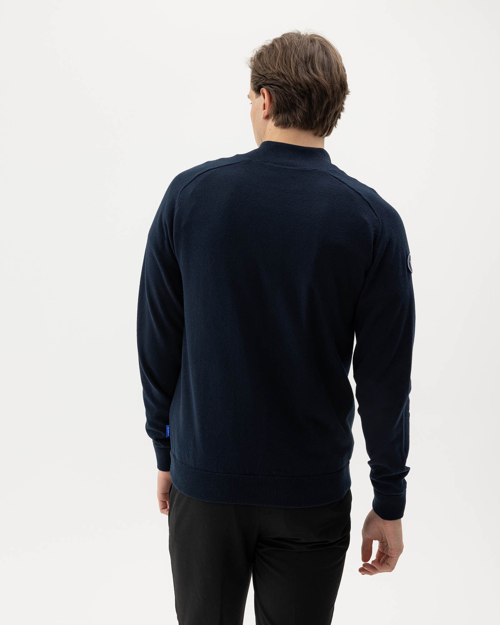 Holebrook_Ludvig-T-neck-WP_H51401_290_2.jpg