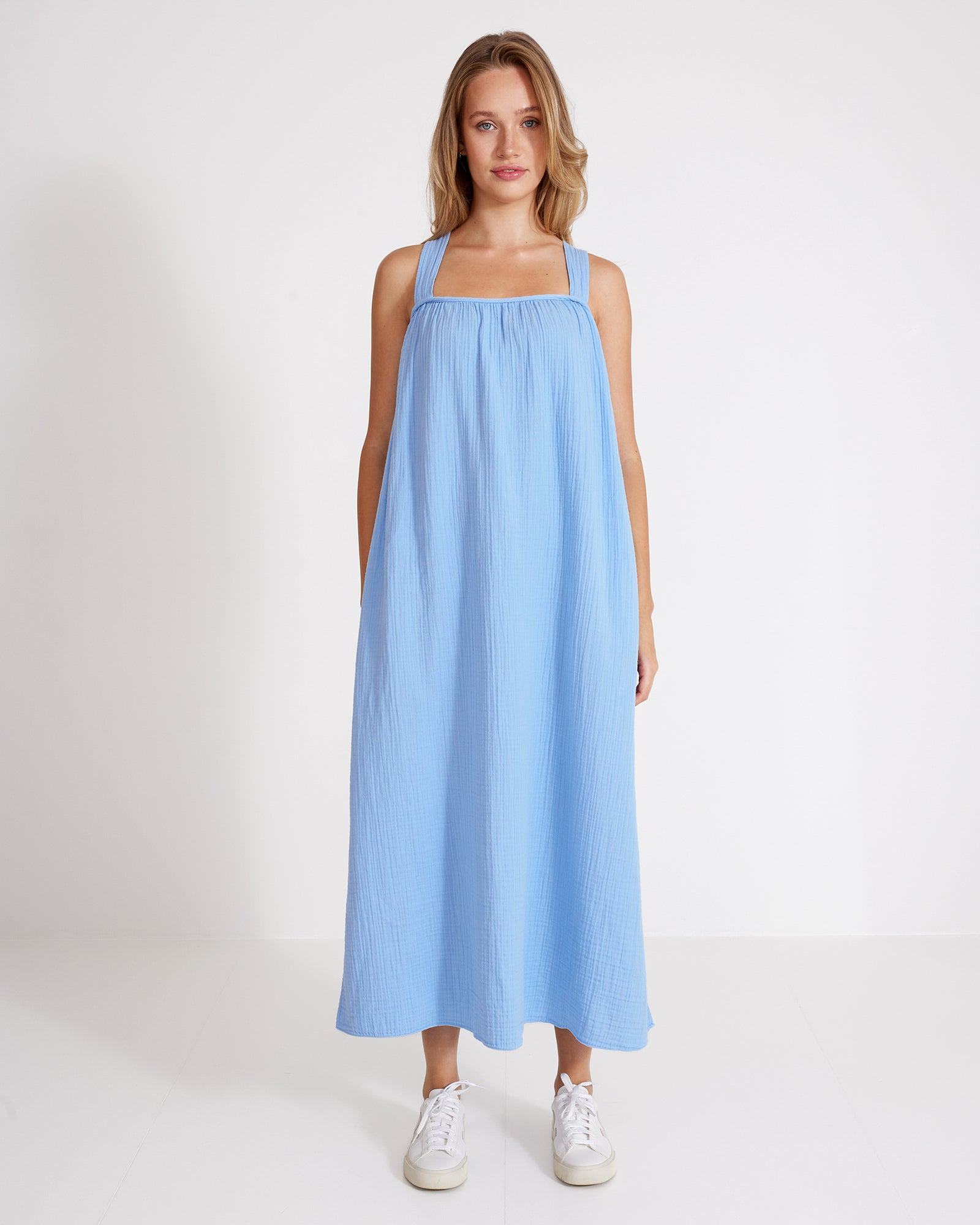 Holebrook_Malena-Dress_S42610_200_1.jpg