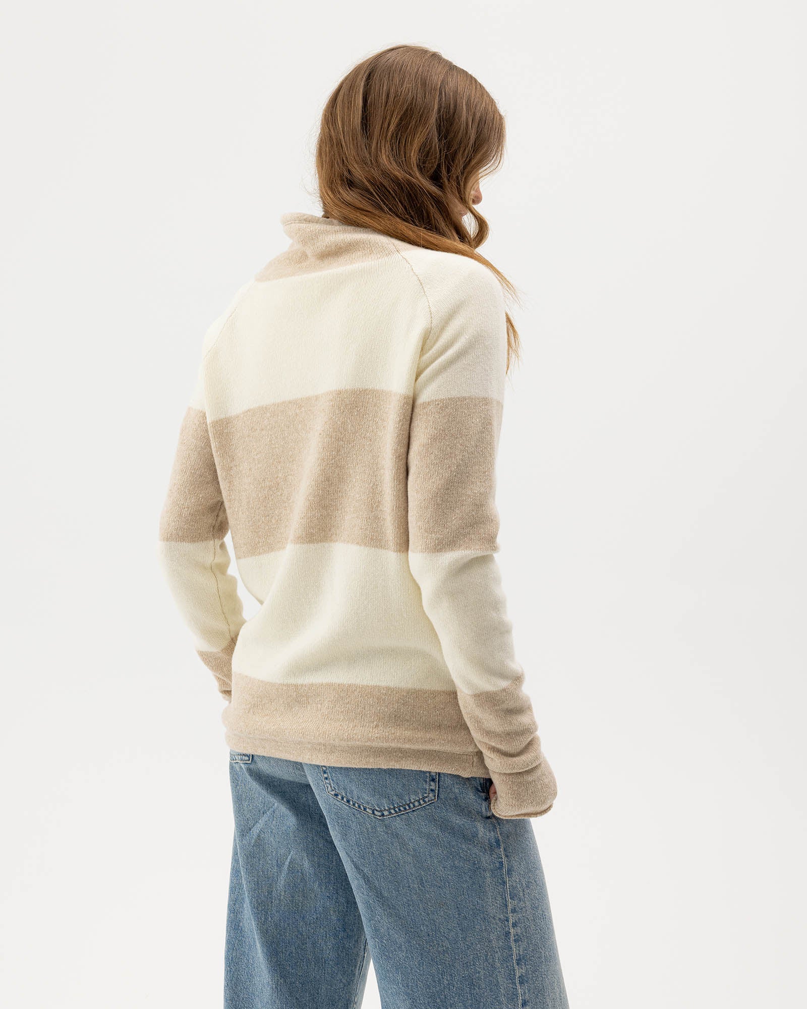 Martina Windproof Sweater -Sand/ Off White