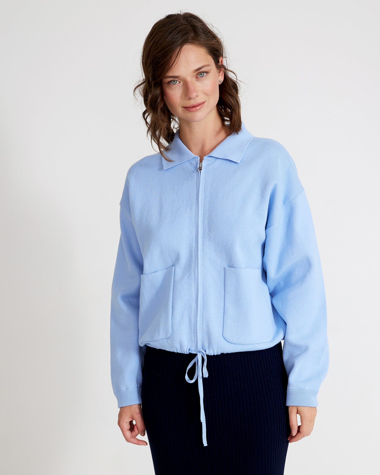 Holebrook_Nadja-Jacket_S42101_200_1.jpg