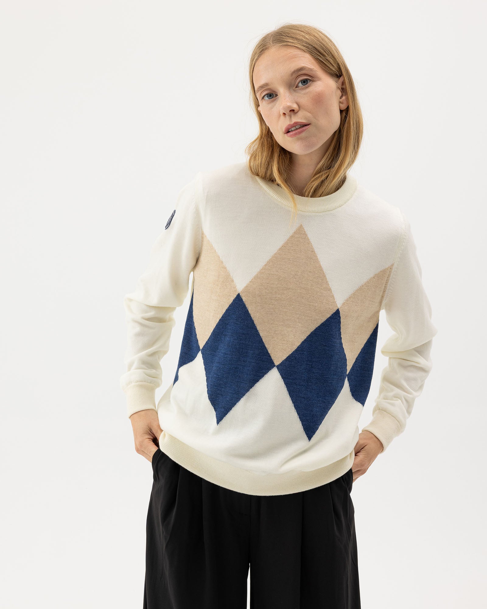 Nelly Crew Windproof