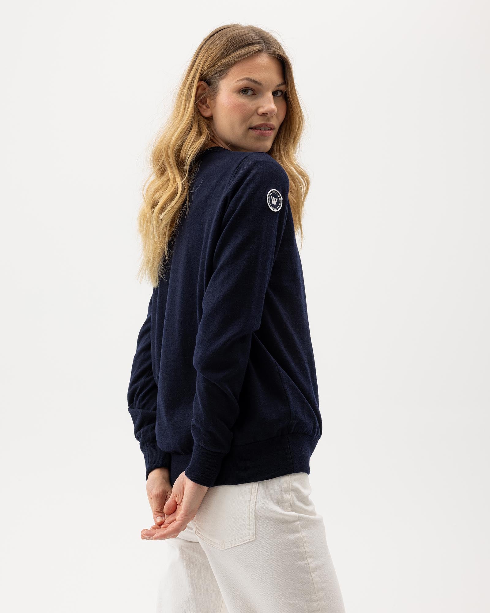 Nelly Crew Windproof