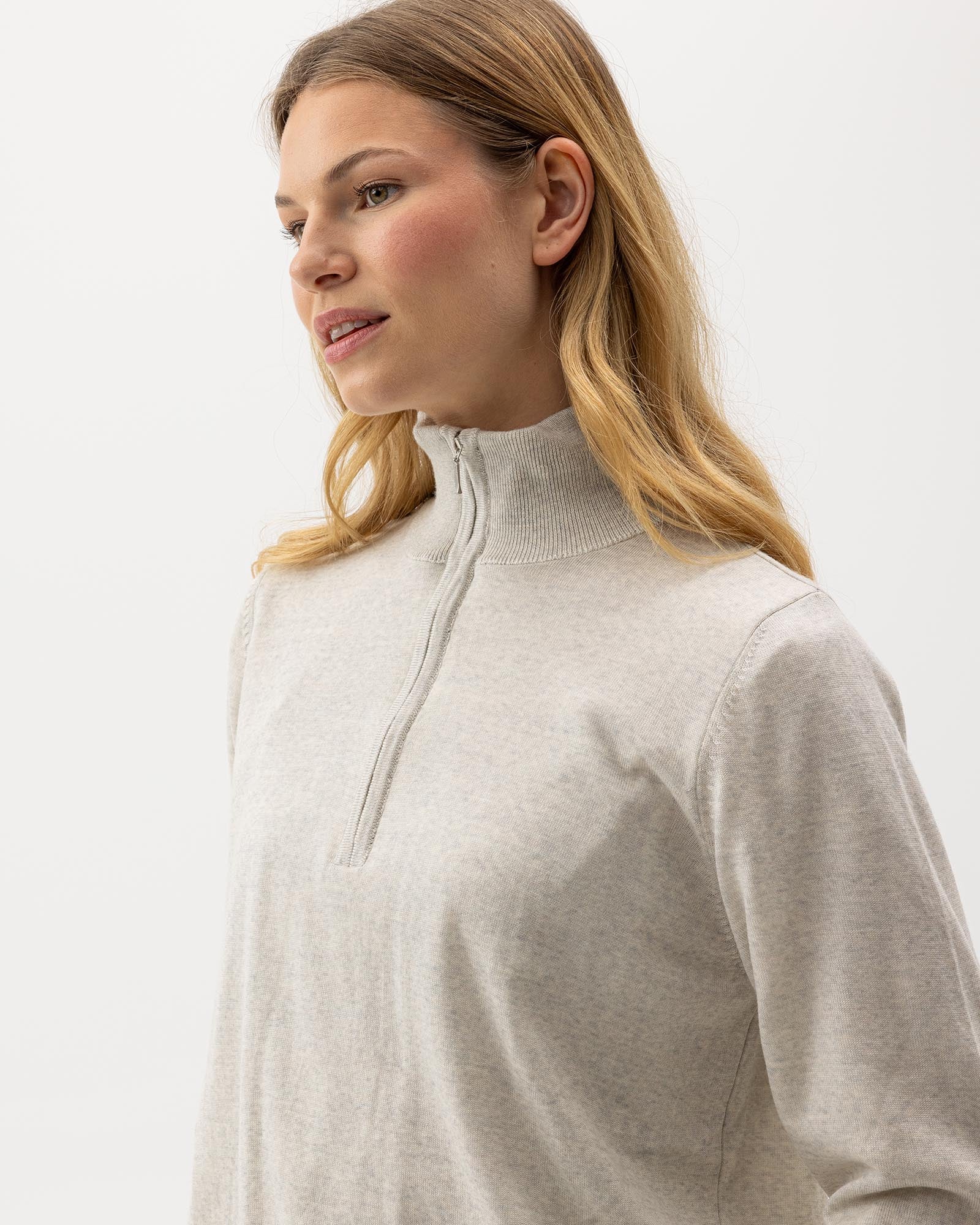 Nelly T-Neck Windproof