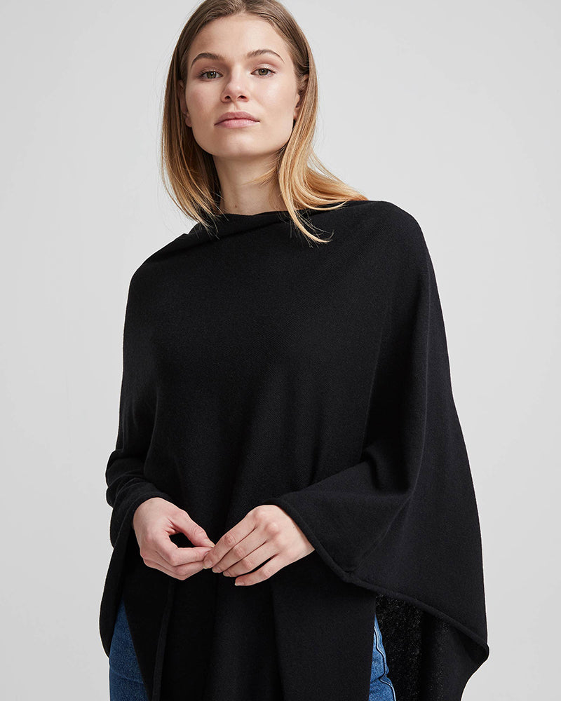 Sofie Poncho Black