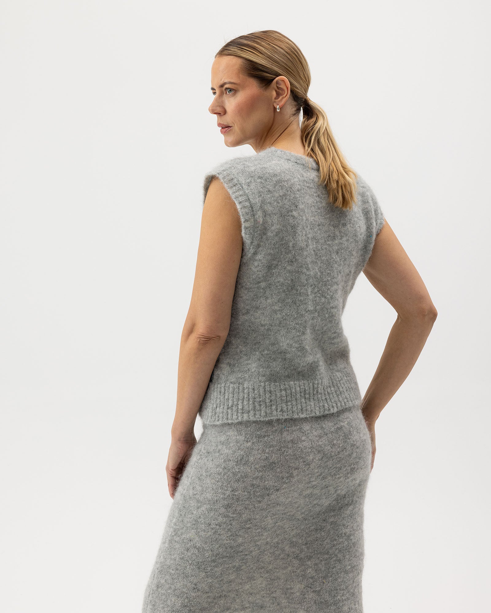 Tindra Top- Grey Mel