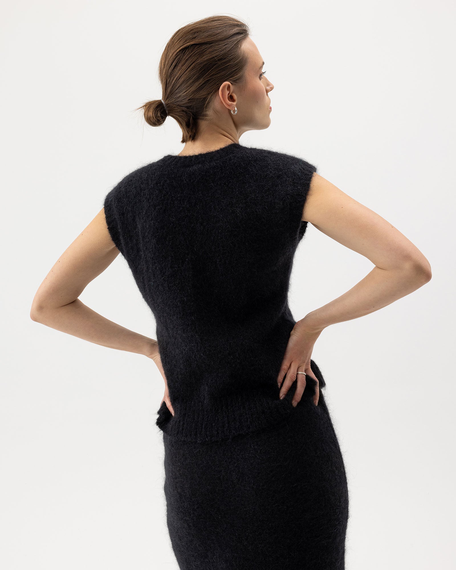 Tindra Top- Black