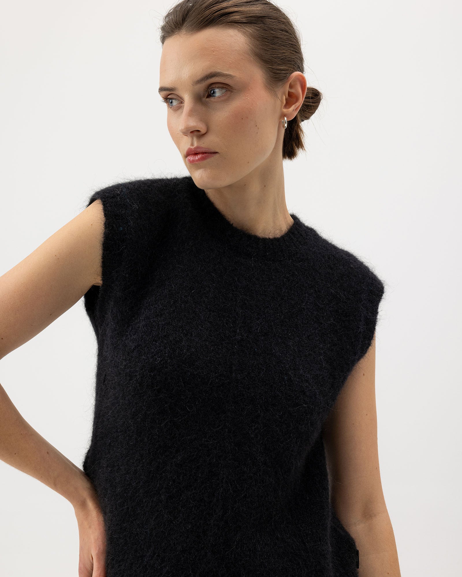Tindra Top- Black