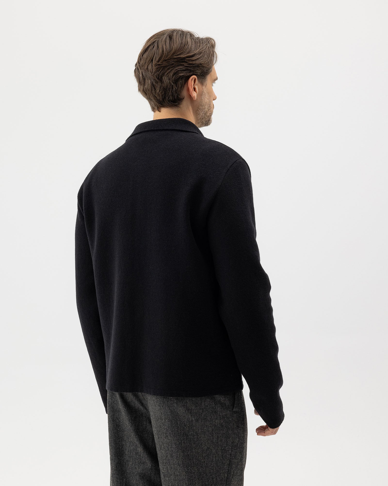 Holebrook_Torvald-Overshirt_A51408_999_2.jpg