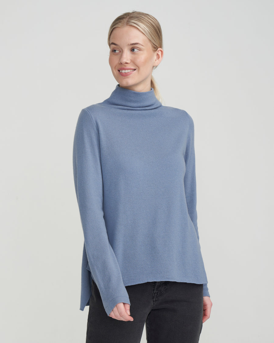 Alexandra-Dove Blue