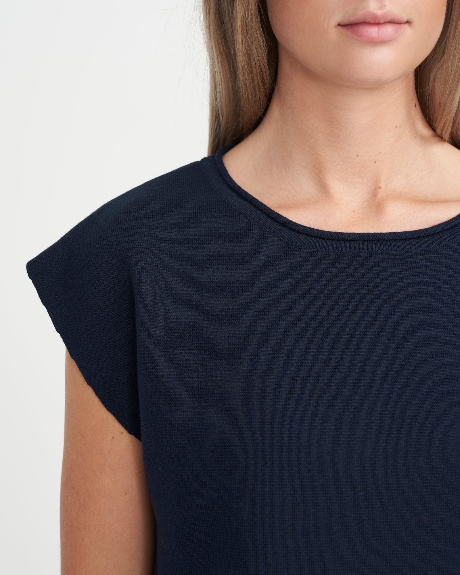 Berit Capsleeve