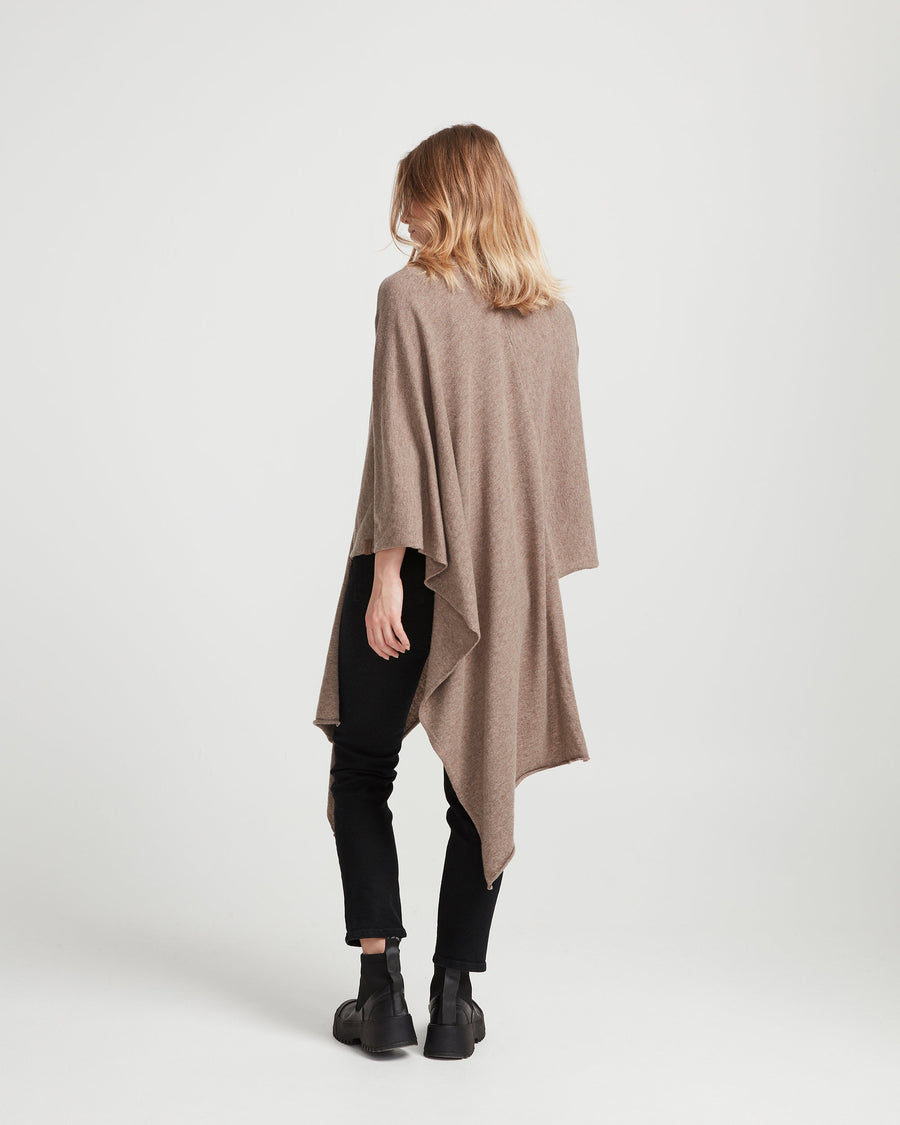 Fia Poncho- Walnut