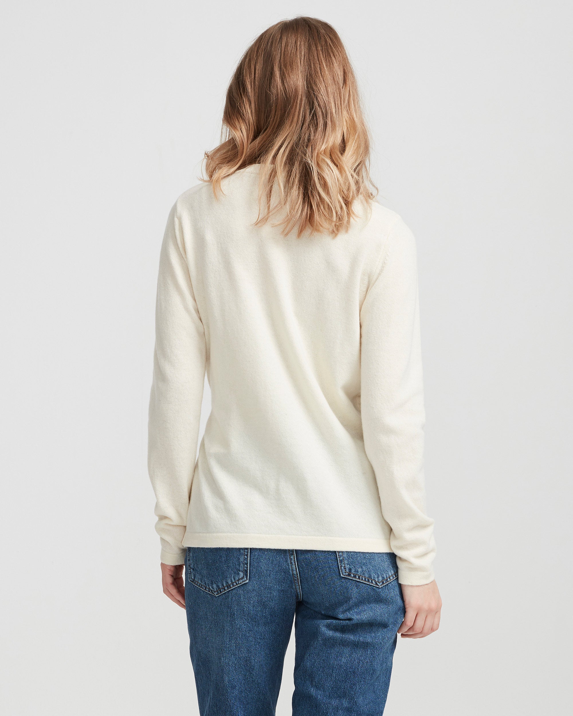 Holebrook_Harriet_Crew_922406_Whisper_White_2.jpg