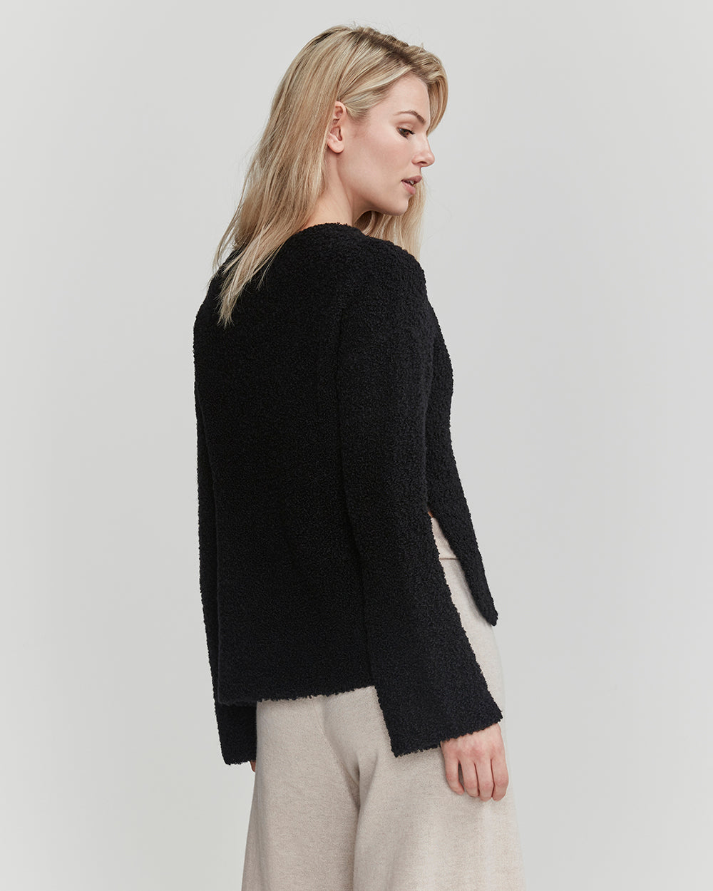Hillevi Turtle- Black