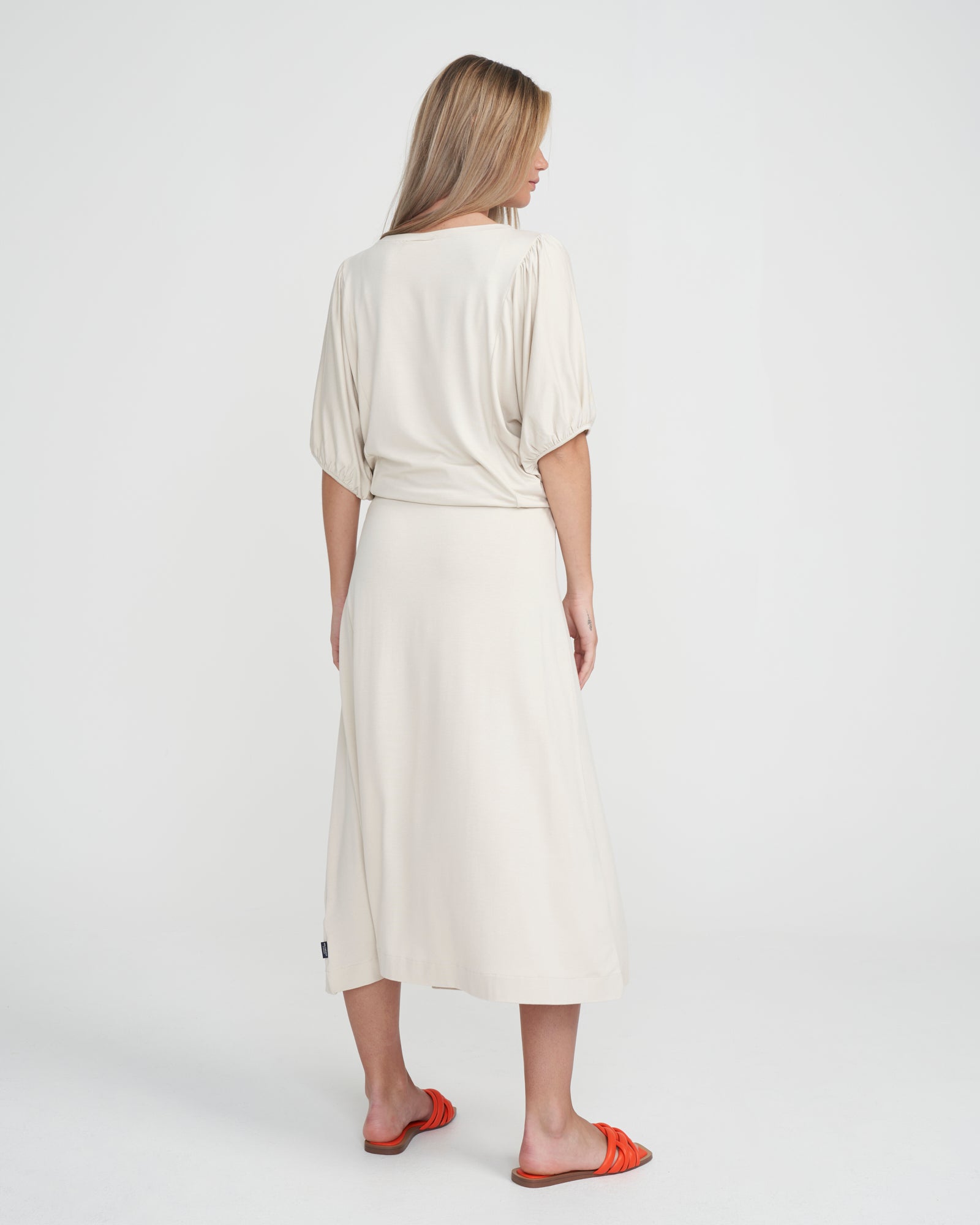 Holebrook_Jennie-Skirt_S32606_710_2.jpg