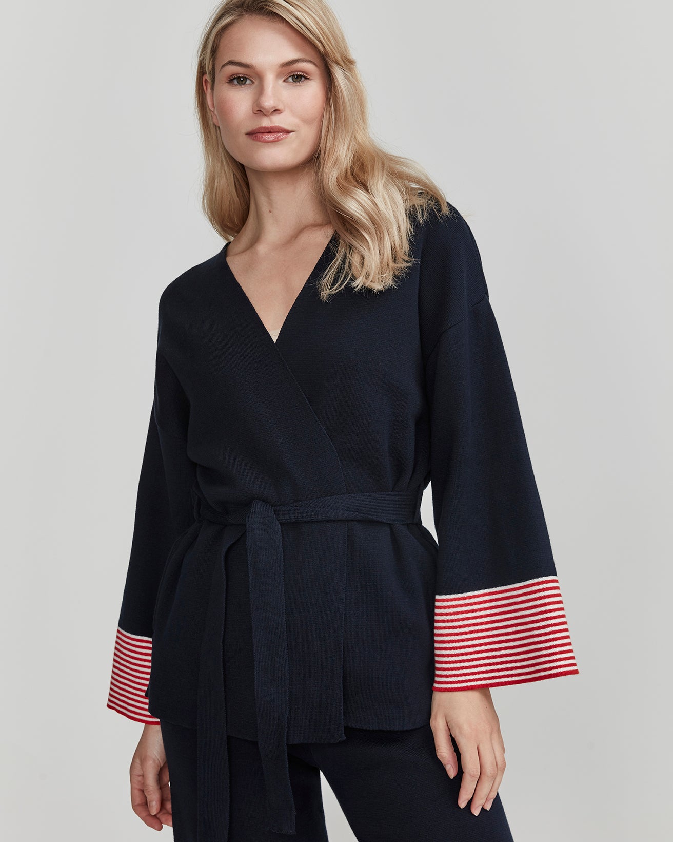 Holebrook_Laila-Kimono_S02102_269_3.jpg