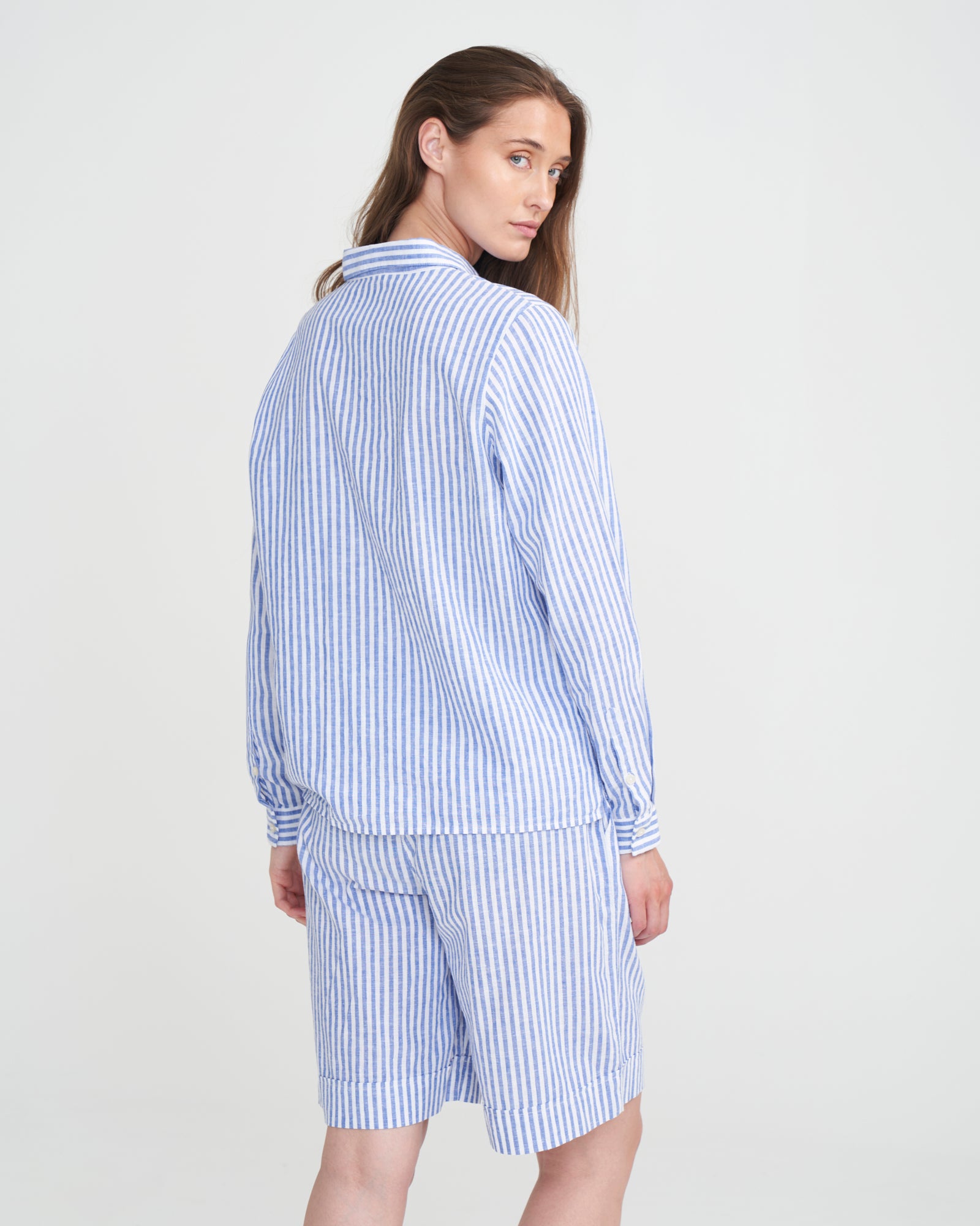 Holebrook_Lilly-Shirt_S12305_251_2.jpg