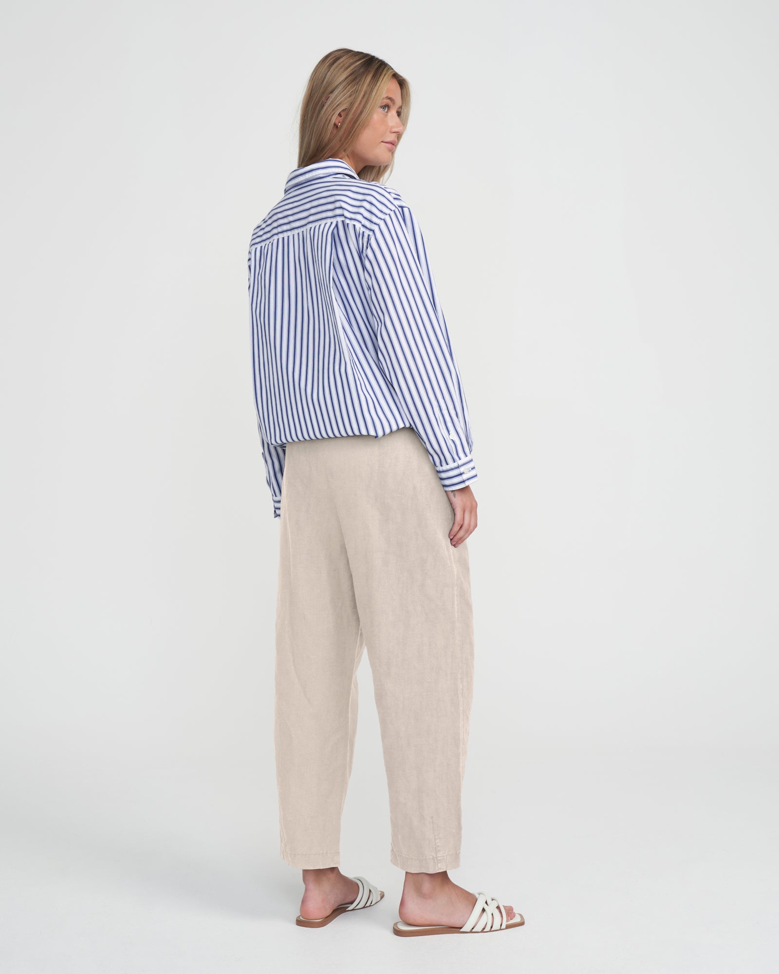 Holebrook_Luna-Pants_S32204_710_2.jpg
