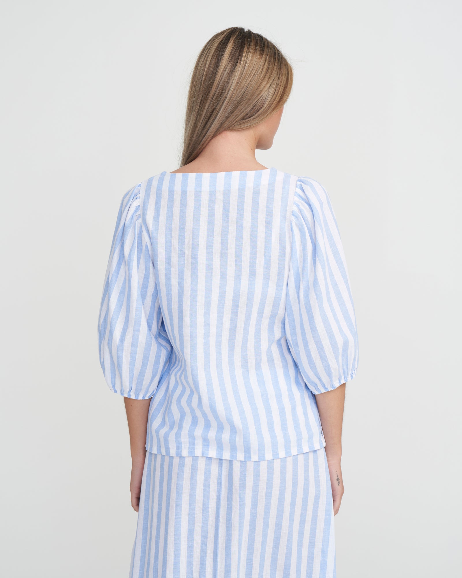Holebrook_Marina-Blouse_S32301_154_2.jpg
