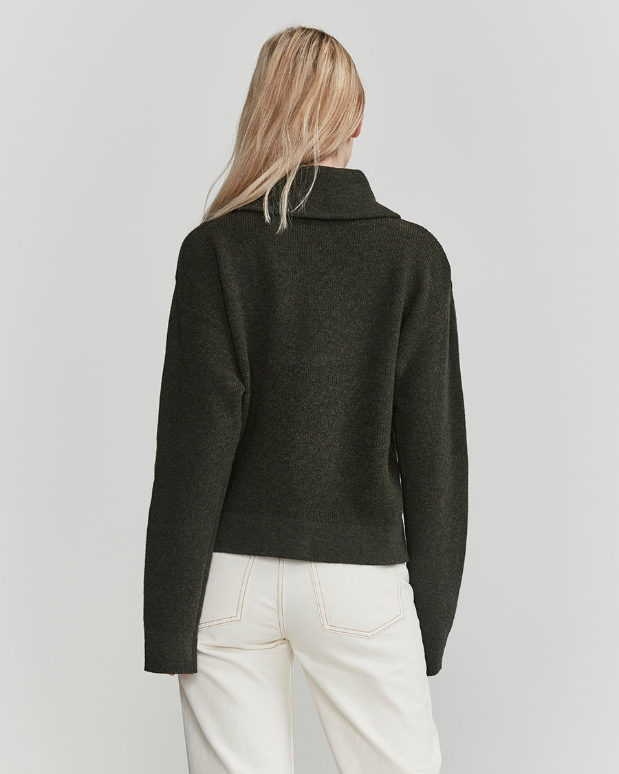 Melody T-Neck- Bottle Green