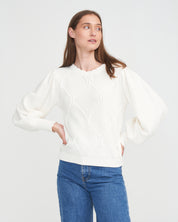 Mia Crew- Off White