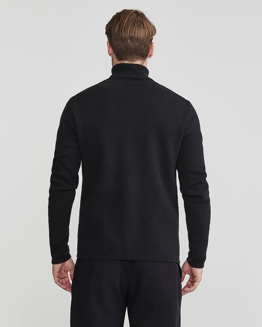 Otto Rollneck- Black