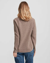 Tessa Crew-Walnut