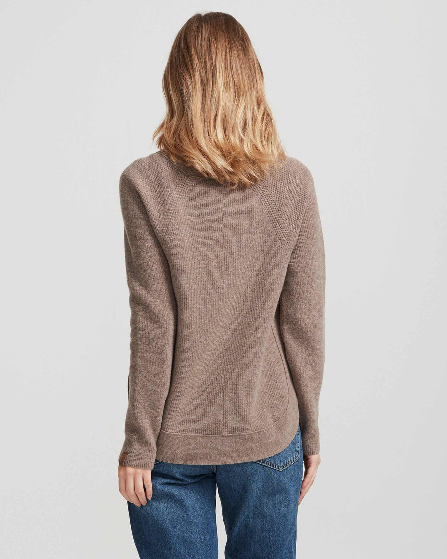 Tessa Crew-Walnut