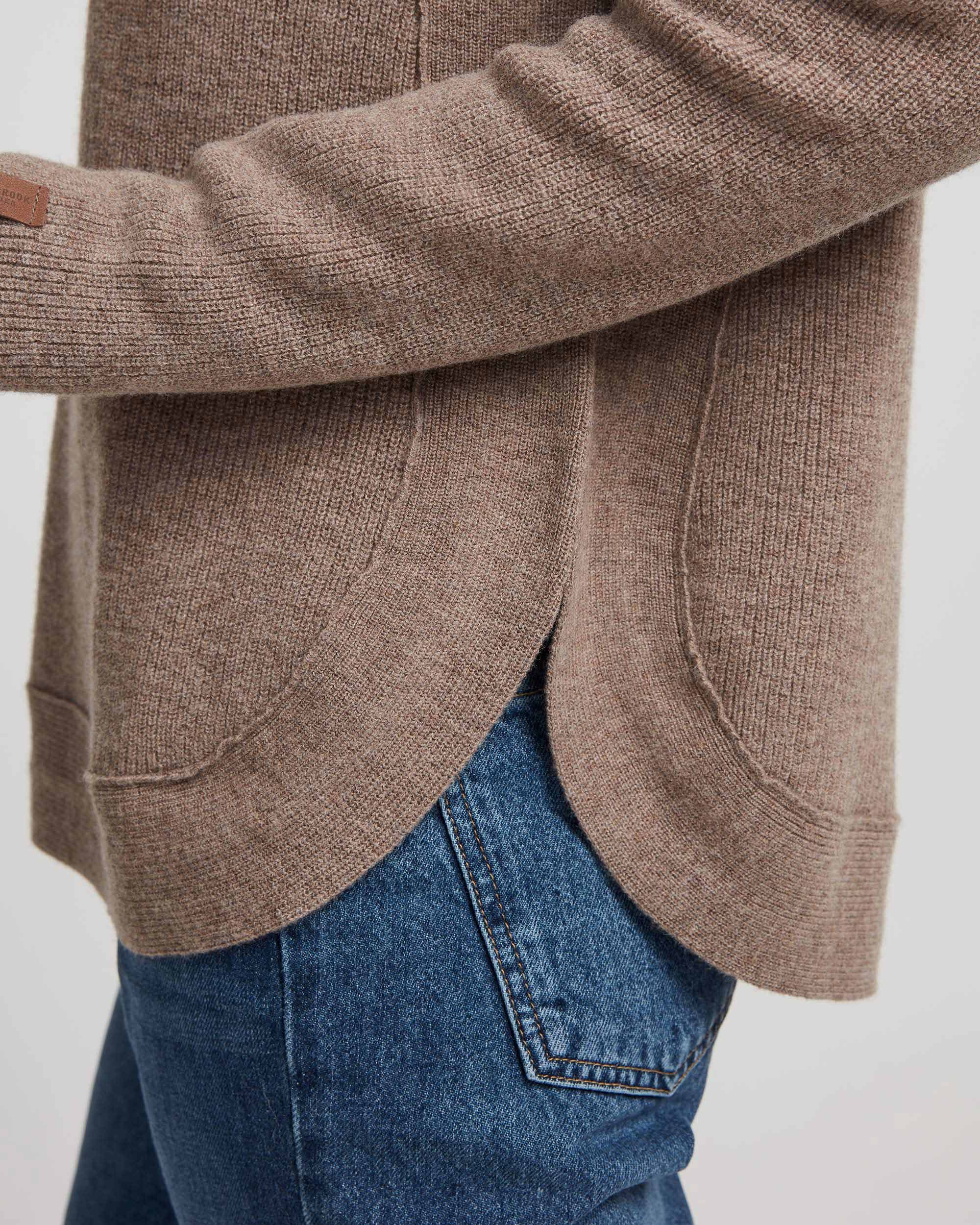 Tessa Crew-Walnut
