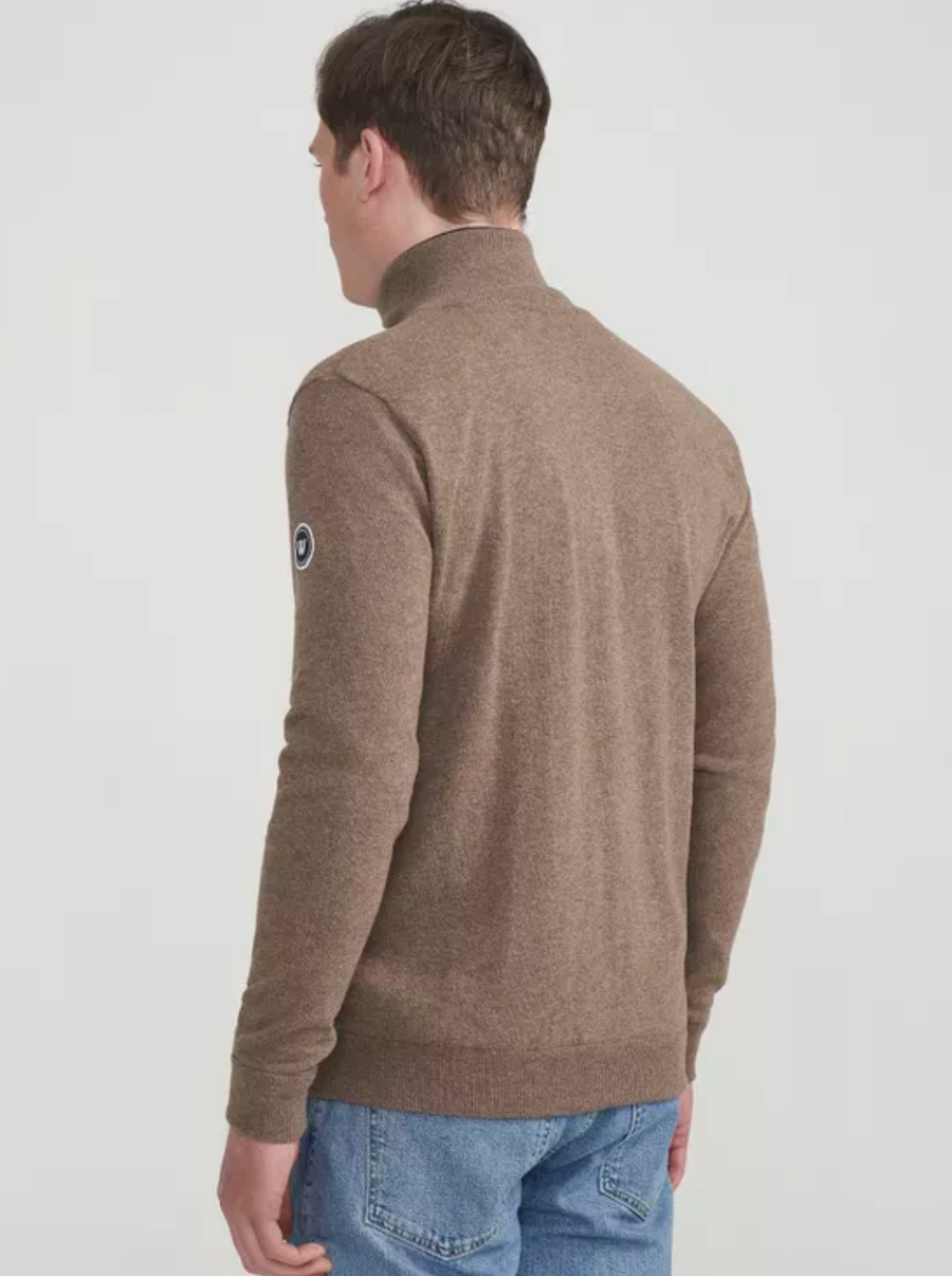 Stellan WP- Walnut