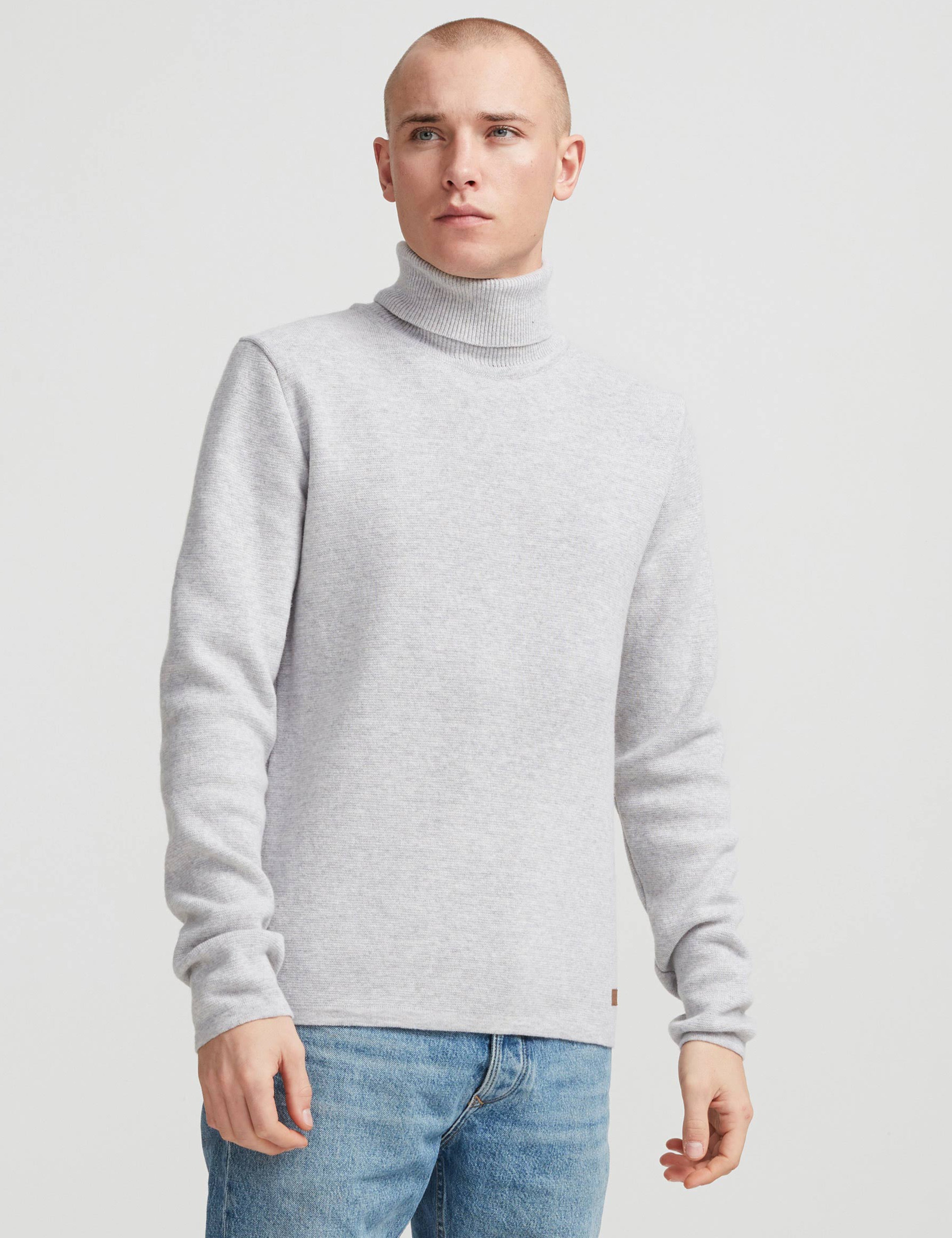 otto_rollneck.jpg